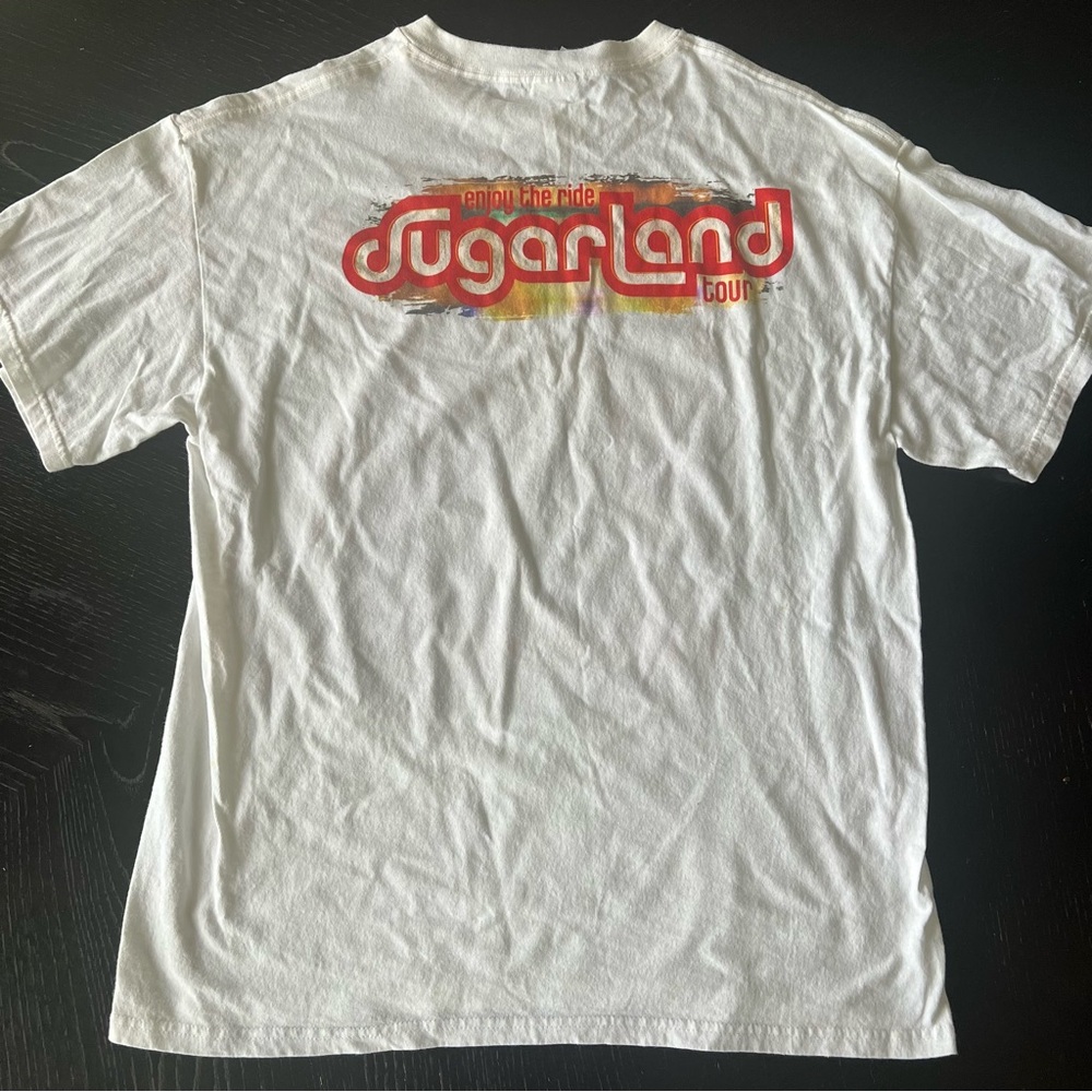 Sugarland concert tee “Enjoy the Ride” tour - Picture 5 of 6